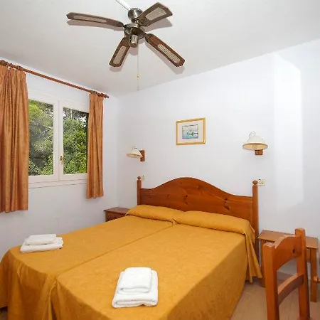 Alta Galdana Aparthotel